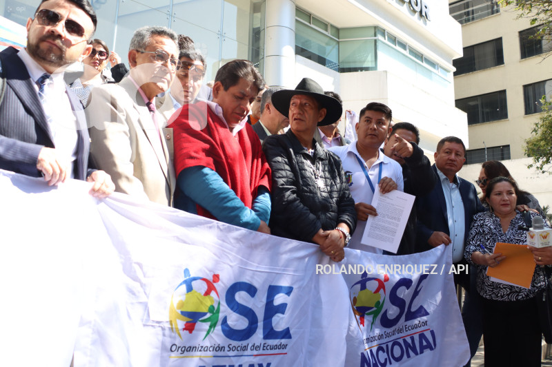 ORGANIZACIONES SOCIALES PIDEN CONSTITUYENTE