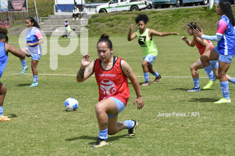 FBL SUPERLIGA FEMENINA MACARA VS NACIONAL