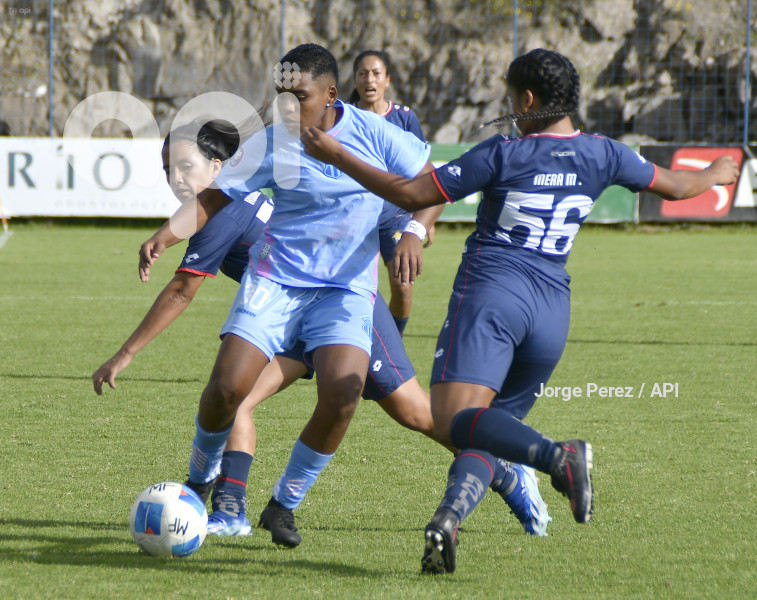 FBL SUPERLIGA FEMENINA MACARA VS NACIONAL