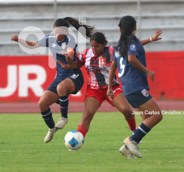 FBL-SUPERLIGA-DEPORTIVO IBARRA-LEONES DEL NORTE