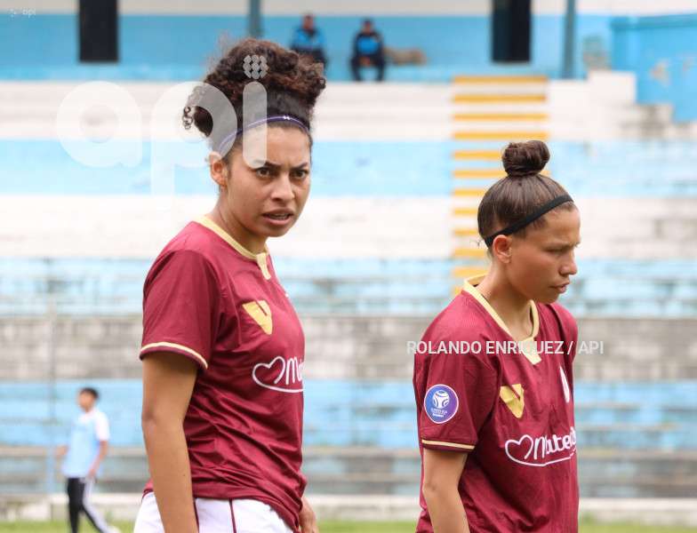 FBL SUPERLIGA FEMENINA VINO TINTO VS NANAS
