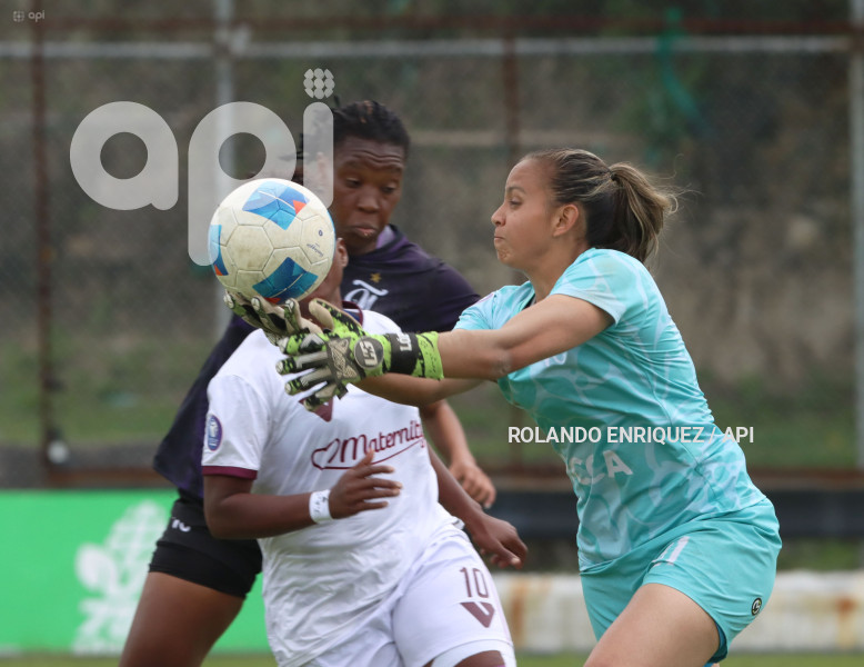 FBL SUPERLIGA FEMENINA VINO TINTO VS NANAS