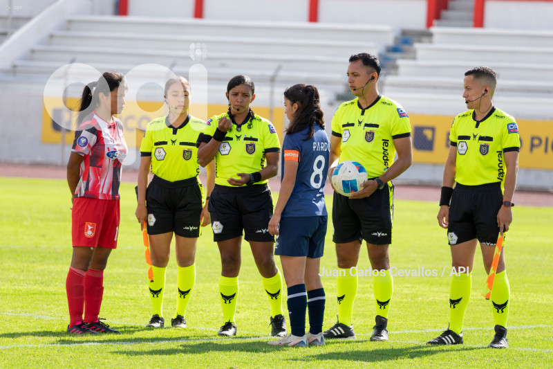 FBL-SUPERLIGA-DEPORTIVO IBARRA-LEONES DEL NORTE