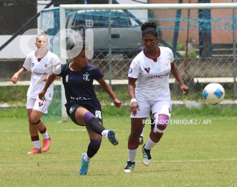 FBL SUPERLIGA FEMENINA VINO TINTO VS NANAS