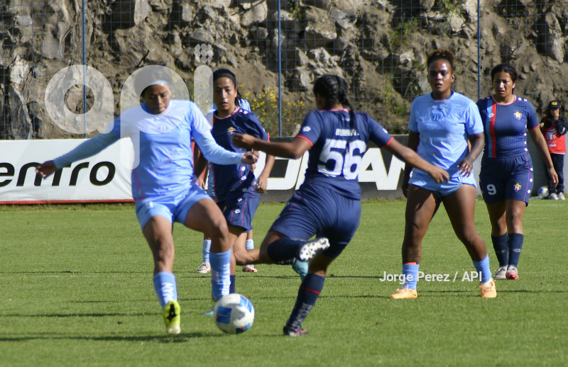 FBL SUPERLIGA FEMENINA MACARA VS NACIONAL