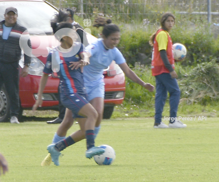 FBL SUPERLIGA FEMENINA MACARA VS NACIONAL