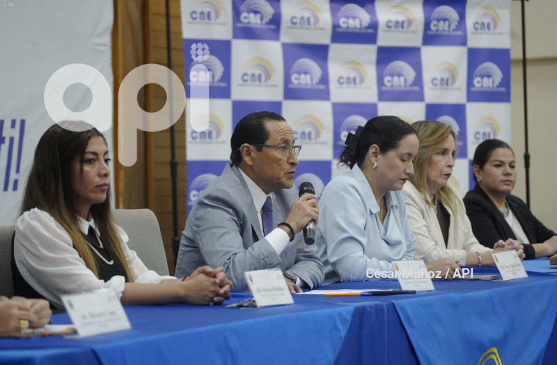 GYE-RESULTADOS OFICIALES ESCAÑOS