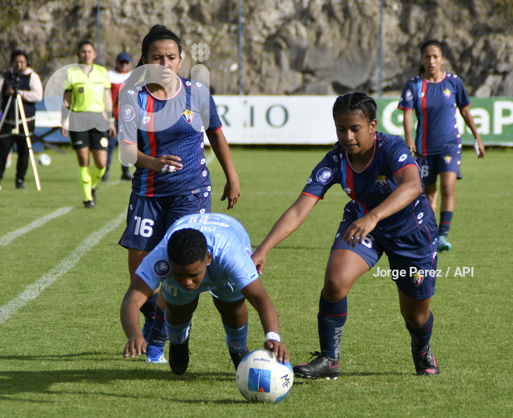 FBL SUPERLIGA FEMENINA MACARA VS NACIONAL