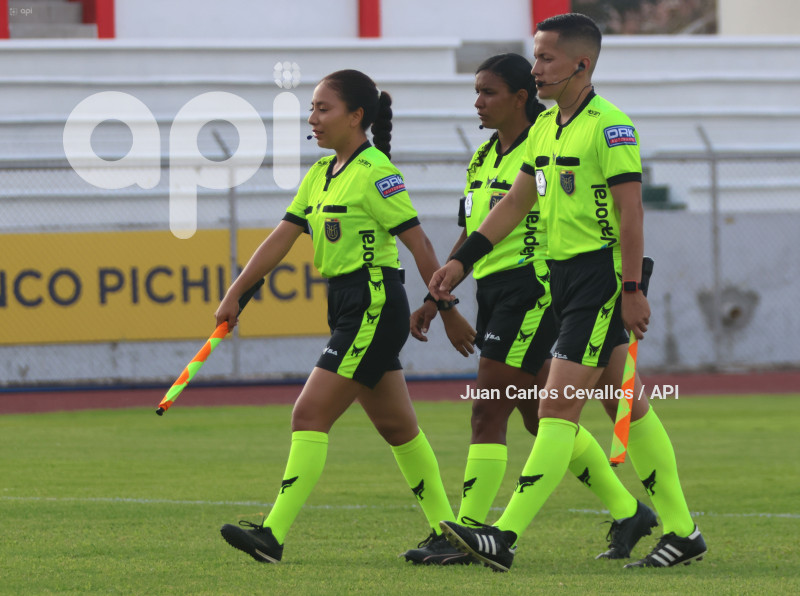 FBL-SUPERLIGA-DEPORTIVO IBARRA-LEONES DEL NORTE