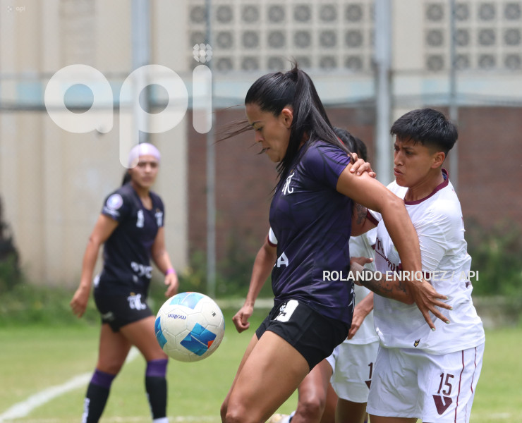 FBL SUPERLIGA FEMENINA VINO TINTO VS NANAS