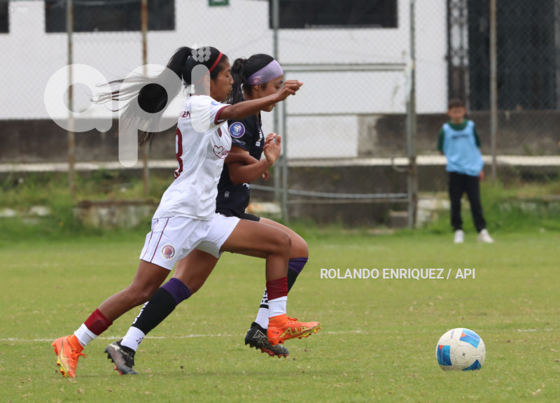 FBL SUPERLIGA FEMENINA VINO TINTO VS NANAS