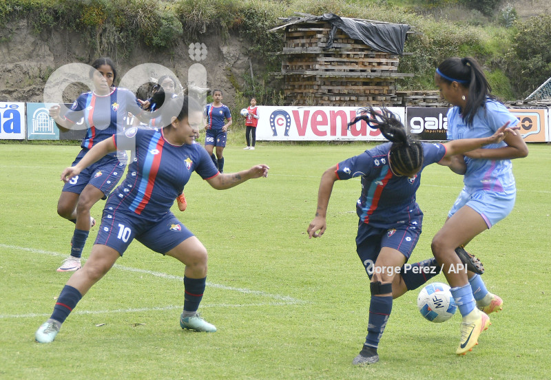 FBL SUPERLIGA FEMENINA MACARA VS NACIONAL