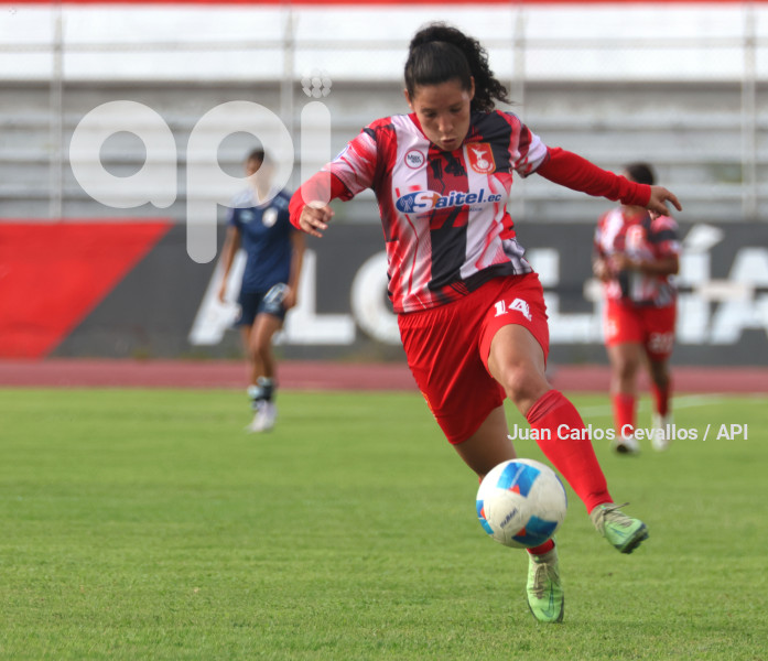 FBL-SUPERLIGA-DEPORTIVO IBARRA-LEONES DEL NORTE