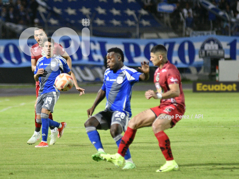 FBL LIGAPRO MUSHUC RUNA EMELEC