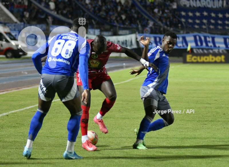 FBL LIGAPRO MUSHUC RUNA EMELEC