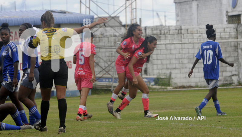 FBL-SUPERLIGAFEMENINA-EMELEC-ÑAÑAS