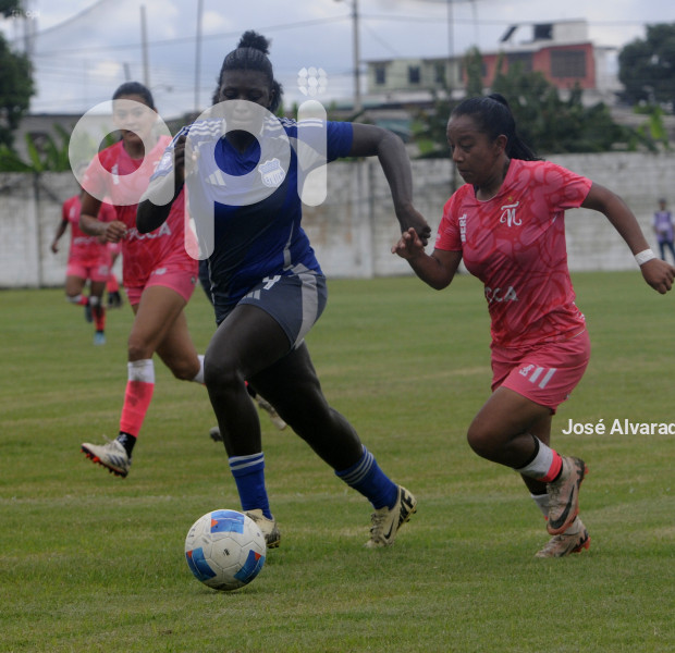 FBL-SUPERLIGAFEMENINA-EMELEC-ÑAÑAS