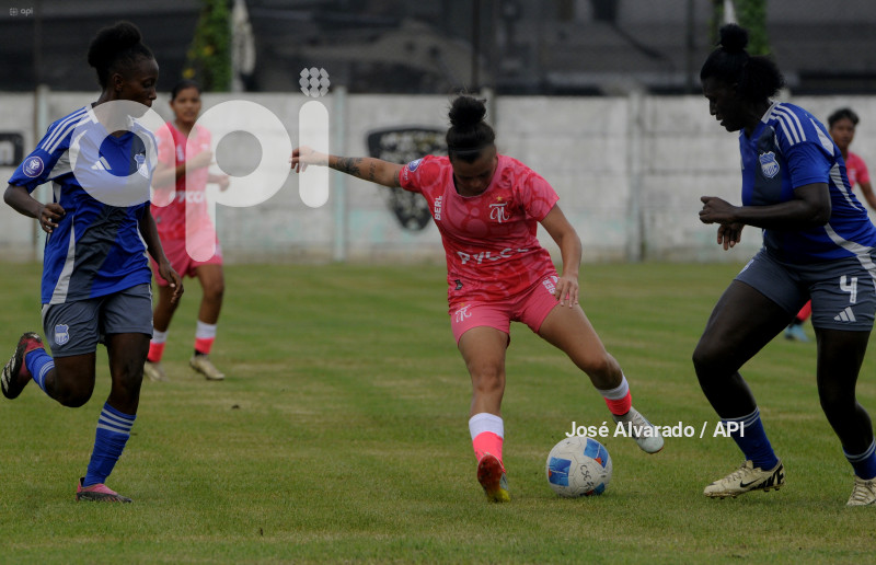 FBL-SUPERLIGAFEMENINA-EMELEC-ÑAÑAS