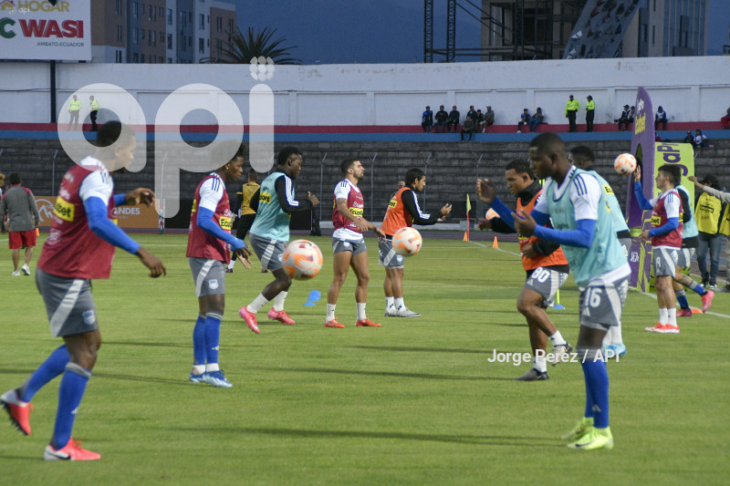 FBL LIGAPRO MUSHUC RUNA EMELEC