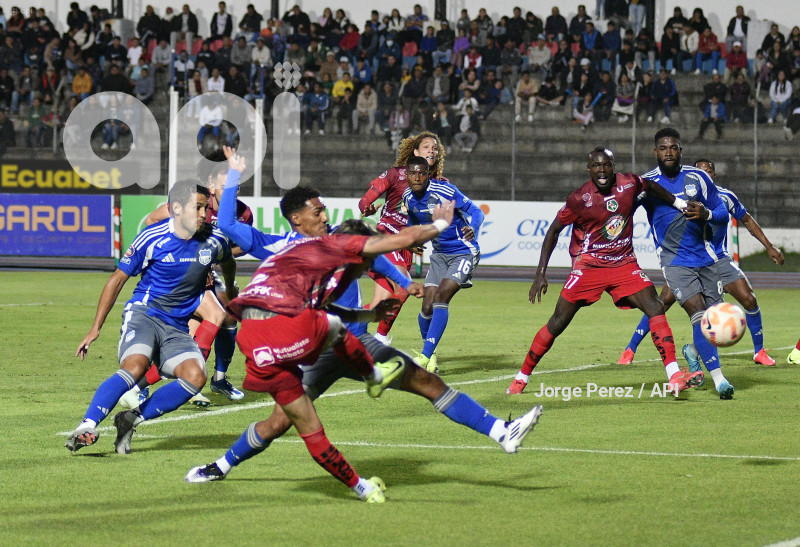 FBL LIGAPRO MUSHUC RUNA EMELEC