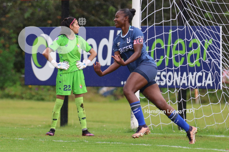 FBL-SUPERLIGA-FEMENINA-ECUABET-NACIONAL-CATOLICA