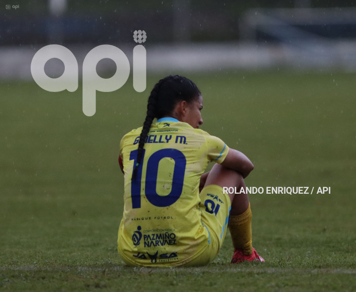 FBL SUPERLIGA FEMENINA ESPUCE VS VINO TINTO