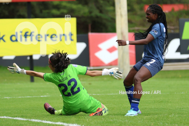 FBL-SUPERLIGA-FEMENINA-ECUABET-NACIONAL-CATOLICA