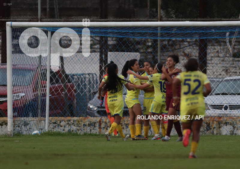 FBL SUPERLIGA FEMENINA ESPUCE VS VINO TINTO