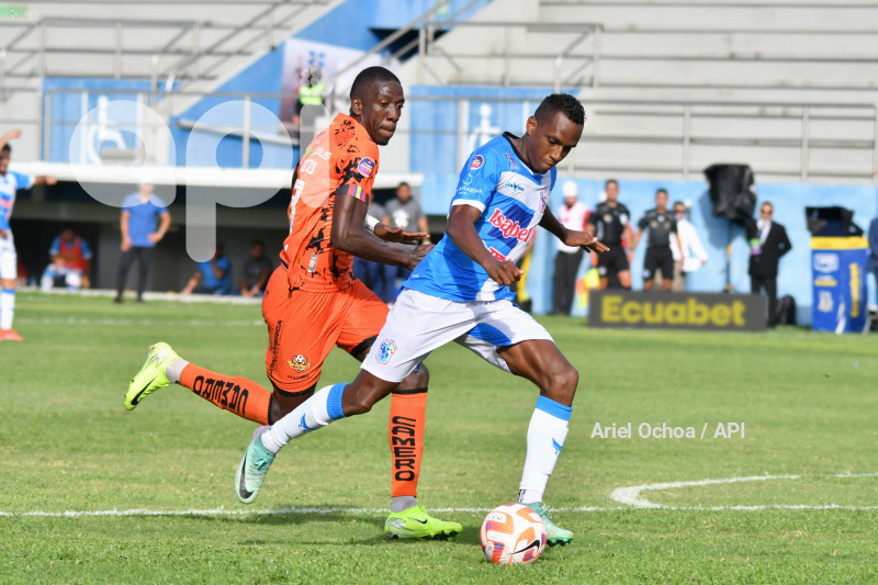 FBL-LIGAPRO-MANTA-LIBERTAD