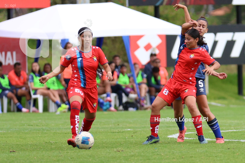 FBL-SUPERLIGA-FEMENINA-ECUABET-NACIONAL-CATOLICA
