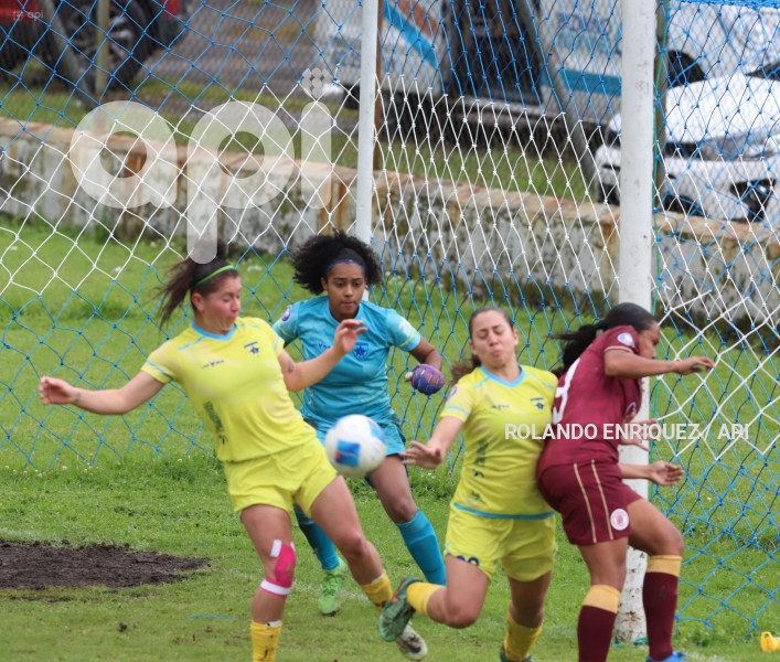 FBL SUPERLIGA FEMENINA ESPUCE VS VINO TINTO