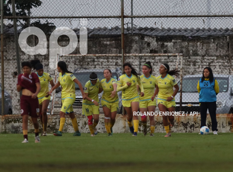 FBL SUPERLIGA FEMENINA ESPUCE VS VINO TINTO