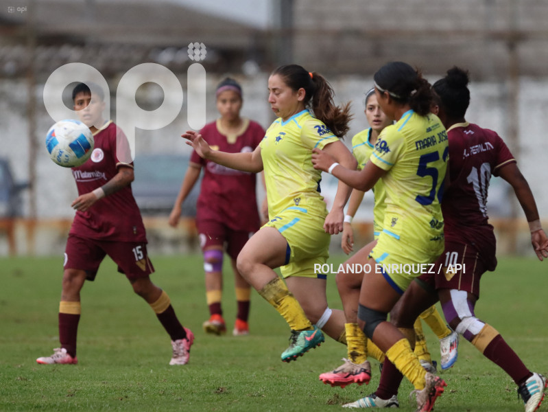 FBL SUPERLIGA FEMENINA ESPUCE VS VINO TINTO