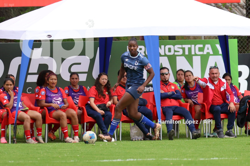 FBL-SUPERLIGA-FEMENINA-ECUABET-NACIONAL-CATOLICA