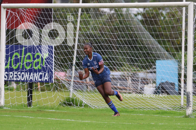 FBL-SUPERLIGA-FEMENINA-ECUABET-NACIONAL-CATOLICA