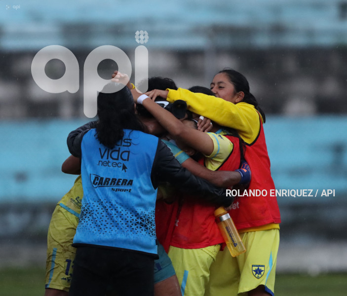 FBL SUPERLIGA FEMENINA ESPUCE VS VINO TINTO