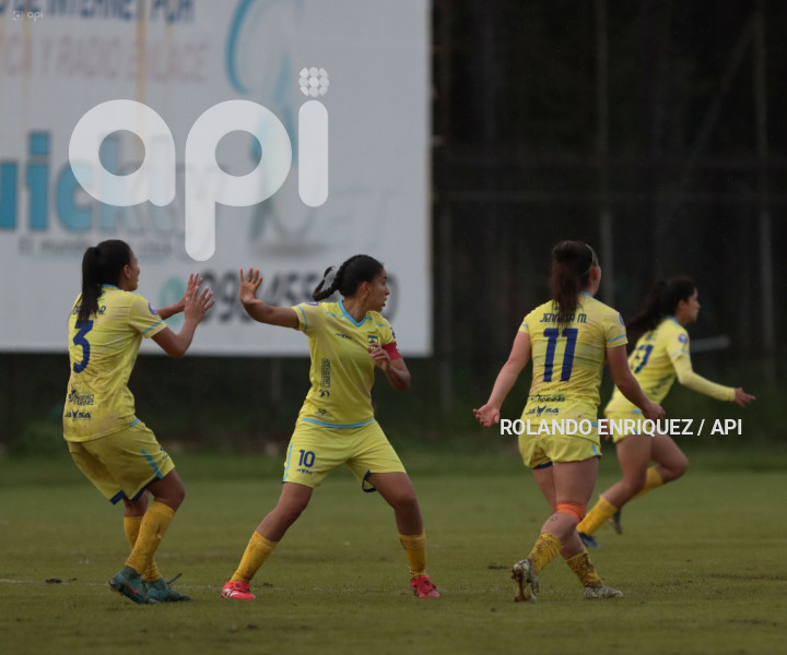 FBL SUPERLIGA FEMENINA ESPUCE VS VINO TINTO