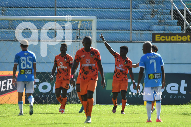FBL-LIGAPRO-MANTA-LIBERTAD
