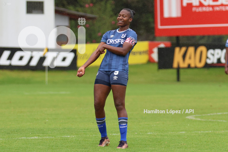 FBL-SUPERLIGA-FEMENINA-ECUABET-NACIONAL-CATOLICA