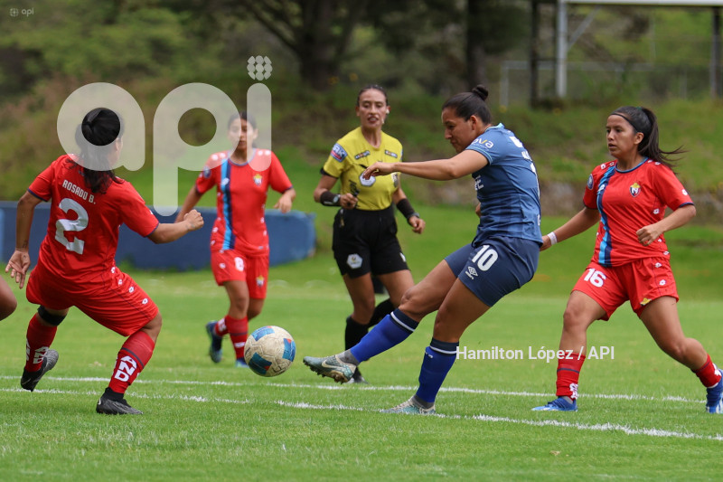 FBL-SUPERLIGA-FEMENINA-ECUABET-NACIONAL-CATOLICA