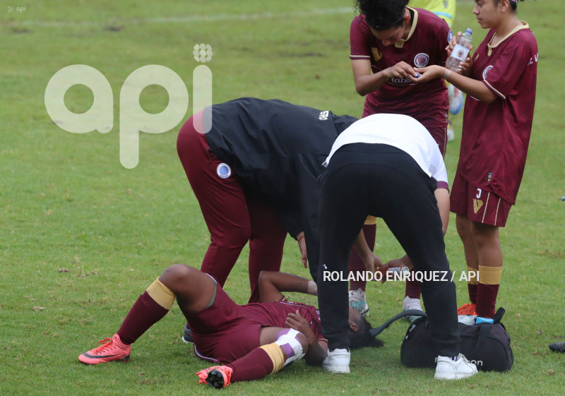 FBL SUPERLIGA FEMENINA ESPUCE VS VINO TINTO