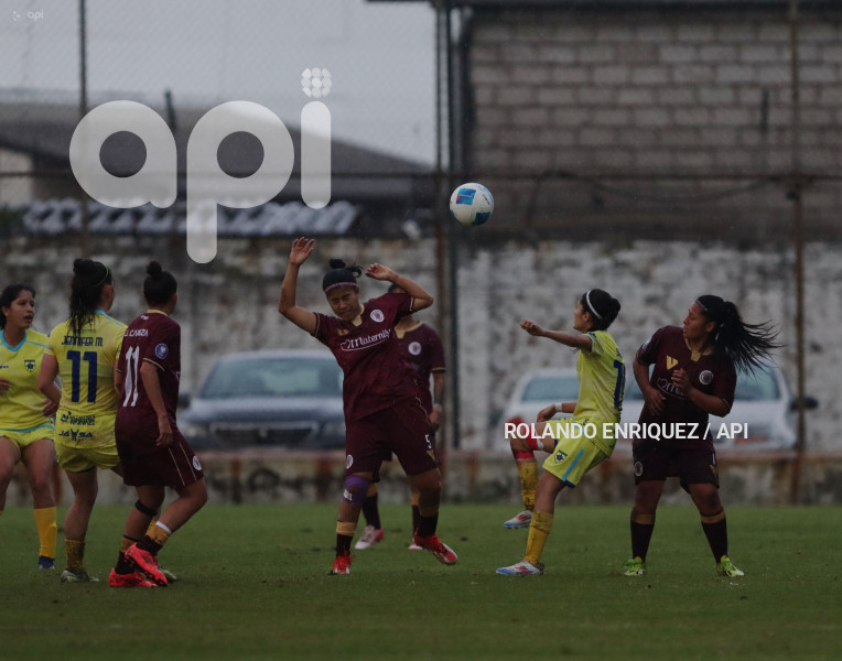 FBL SUPERLIGA FEMENINA ESPUCE VS VINO TINTO
