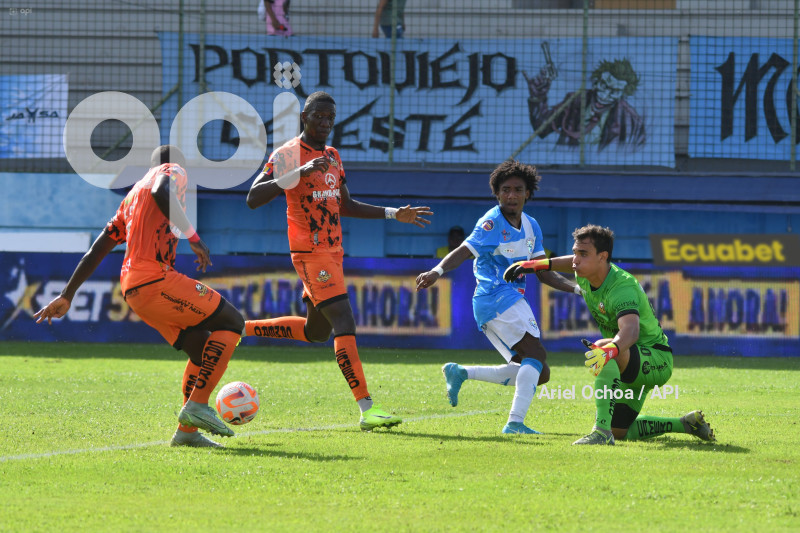 FBL-LIGAPRO-MANTA-LIBERTAD