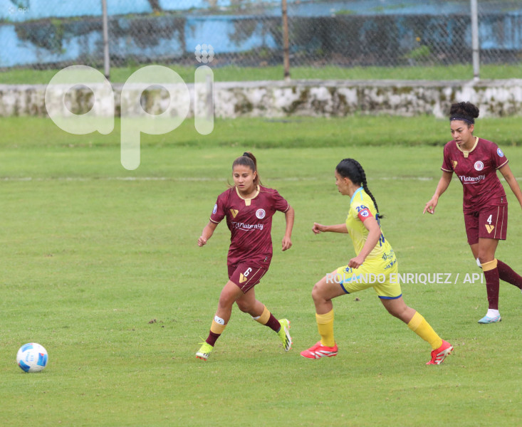 FBL SUPERLIGA FEMENINA ESPUCE VS VINO TINTO