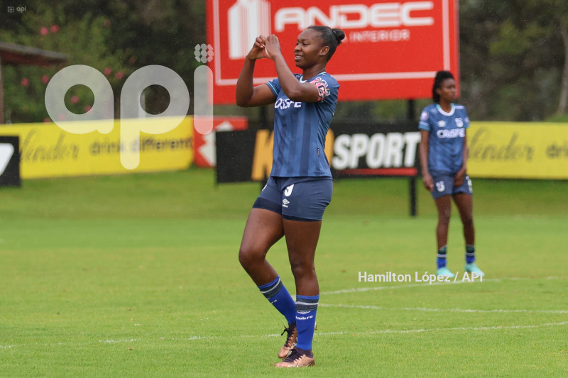 FBL-SUPERLIGA-FEMENINA-ECUABET-NACIONAL-CATOLICA