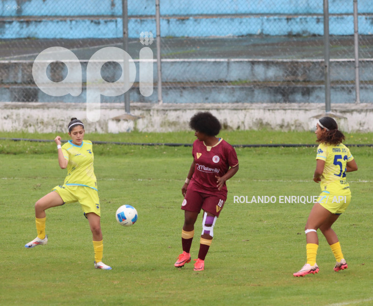 FBL SUPERLIGA FEMENINA ESPUCE VS VINO TINTO