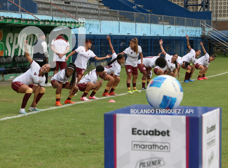 FBL SUPERLIGA FEMENINA ESPUCE VS VINO TINTO