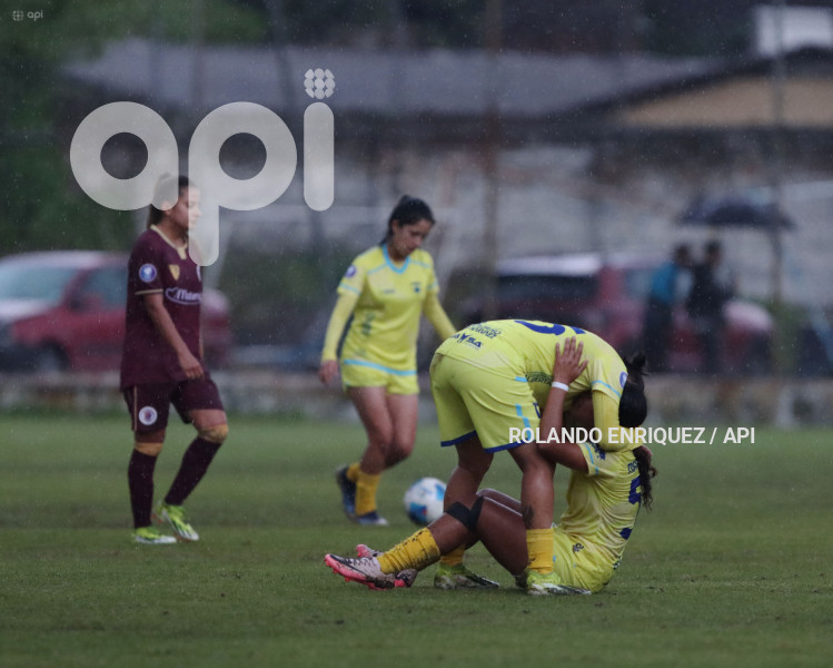FBL SUPERLIGA FEMENINA ESPUCE VS VINO TINTO