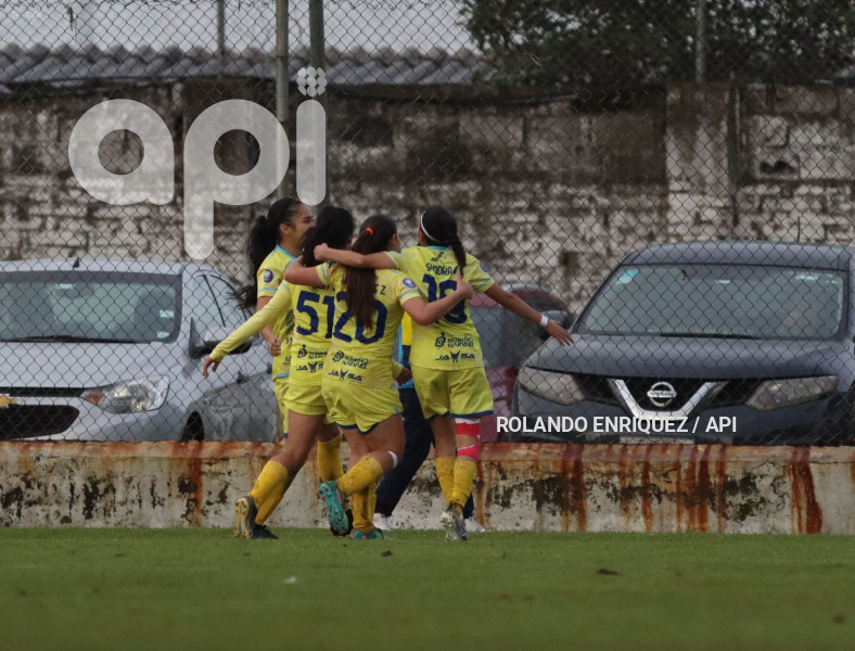 FBL SUPERLIGA FEMENINA ESPUCE VS VINO TINTO