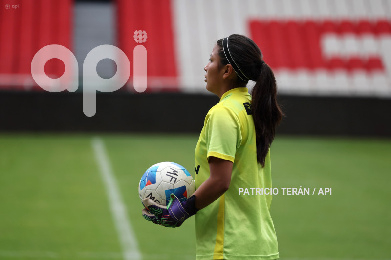 FBL SUPERLIGA FEMENINA LDU VS MACARA